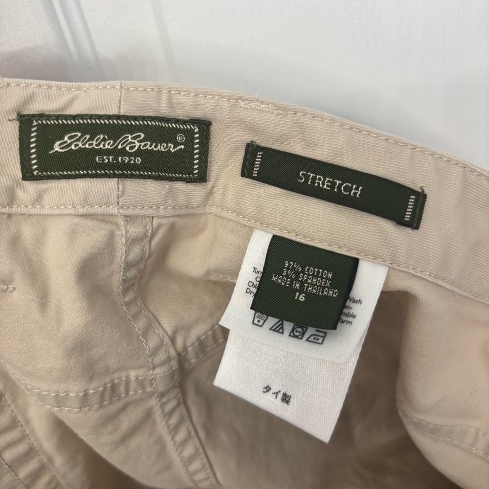 Khaki Stretch Capri Pants | Eddie Bauer 16 - Picture 6 of 10